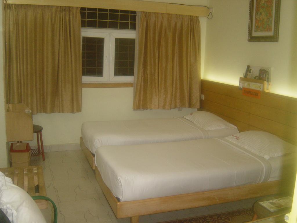 Parklane Hotel Mysore Eksteriør bilde