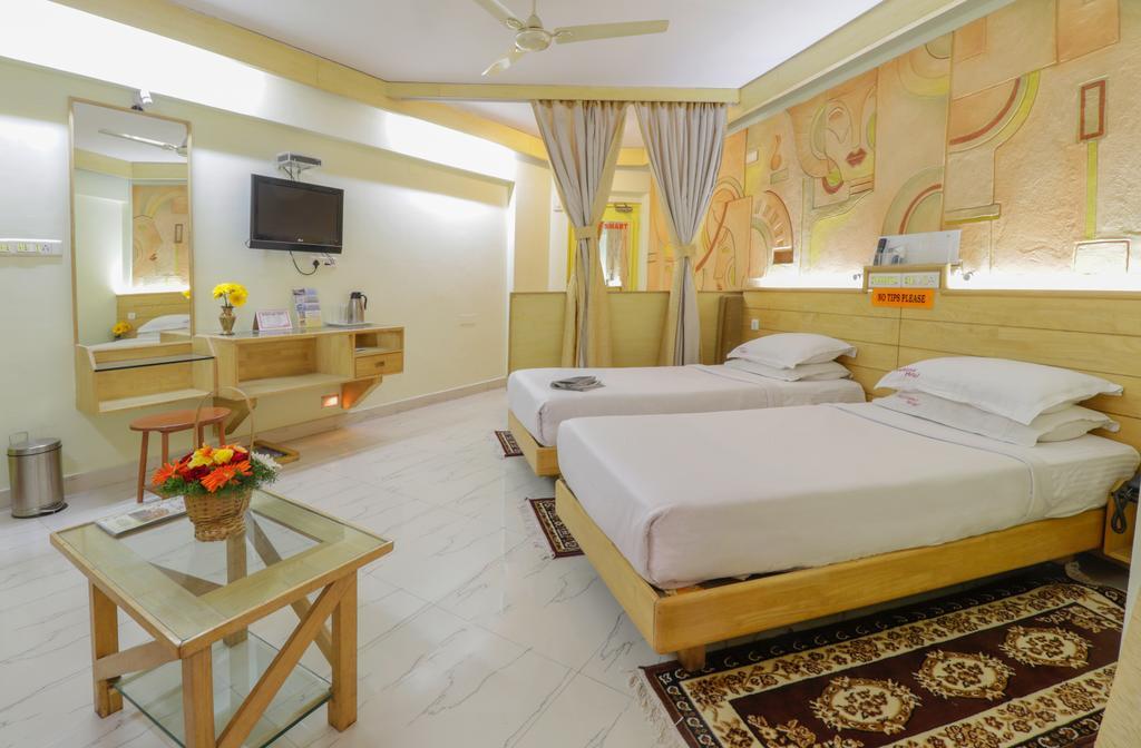 Parklane Hotel Mysore Eksteriør bilde