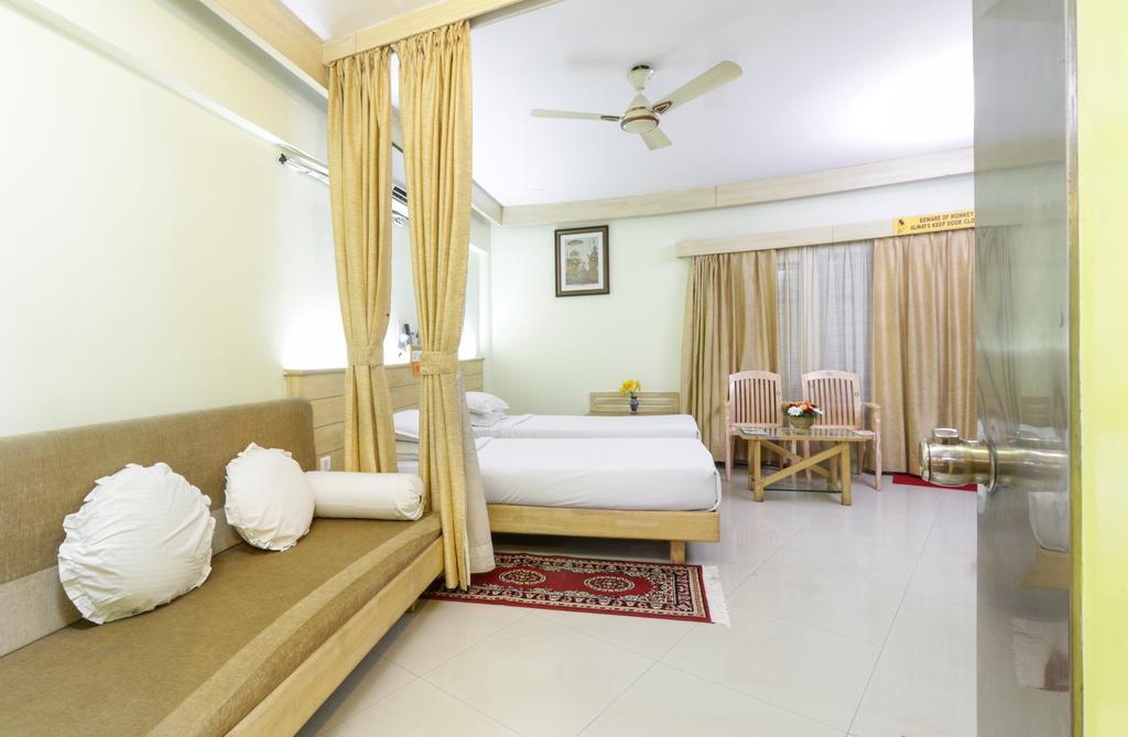 Parklane Hotel Mysore Eksteriør bilde